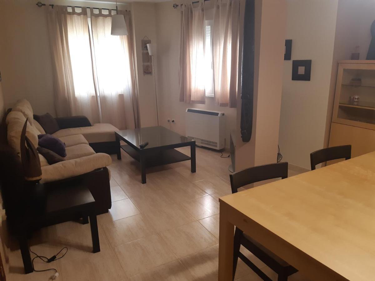 Apartamento Palomares De Bejarアパートメント エクステリア 写真